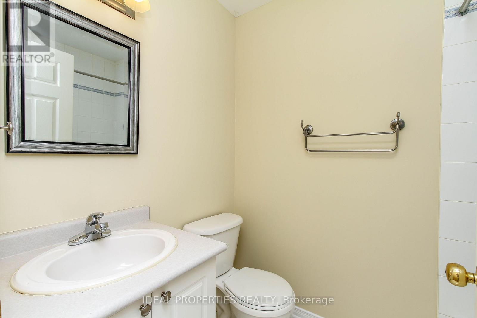 418 Beatrice Drive, Ottawa, ON - Indoor Photo Showing Bathroom
