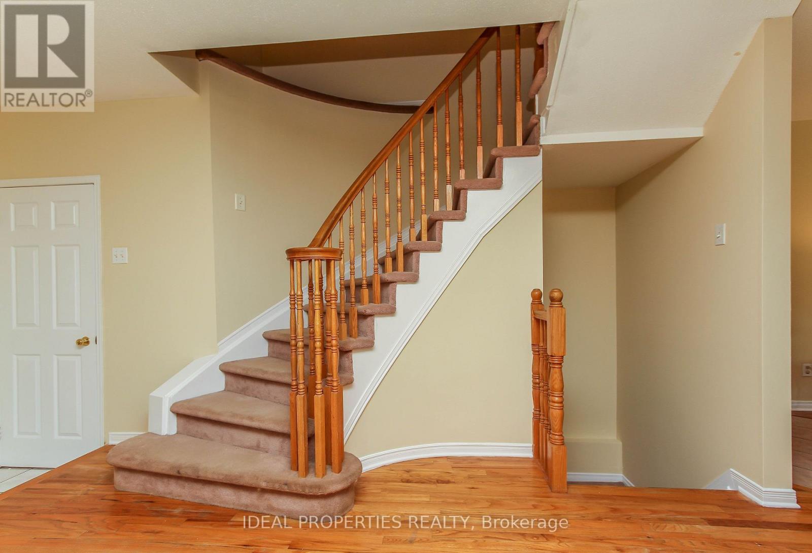 418 Beatrice Drive, Ottawa, ON - Indoor Photo Showing Other Room