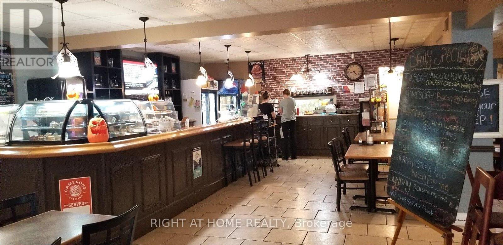 794 Canboro Road, Pelham, ON