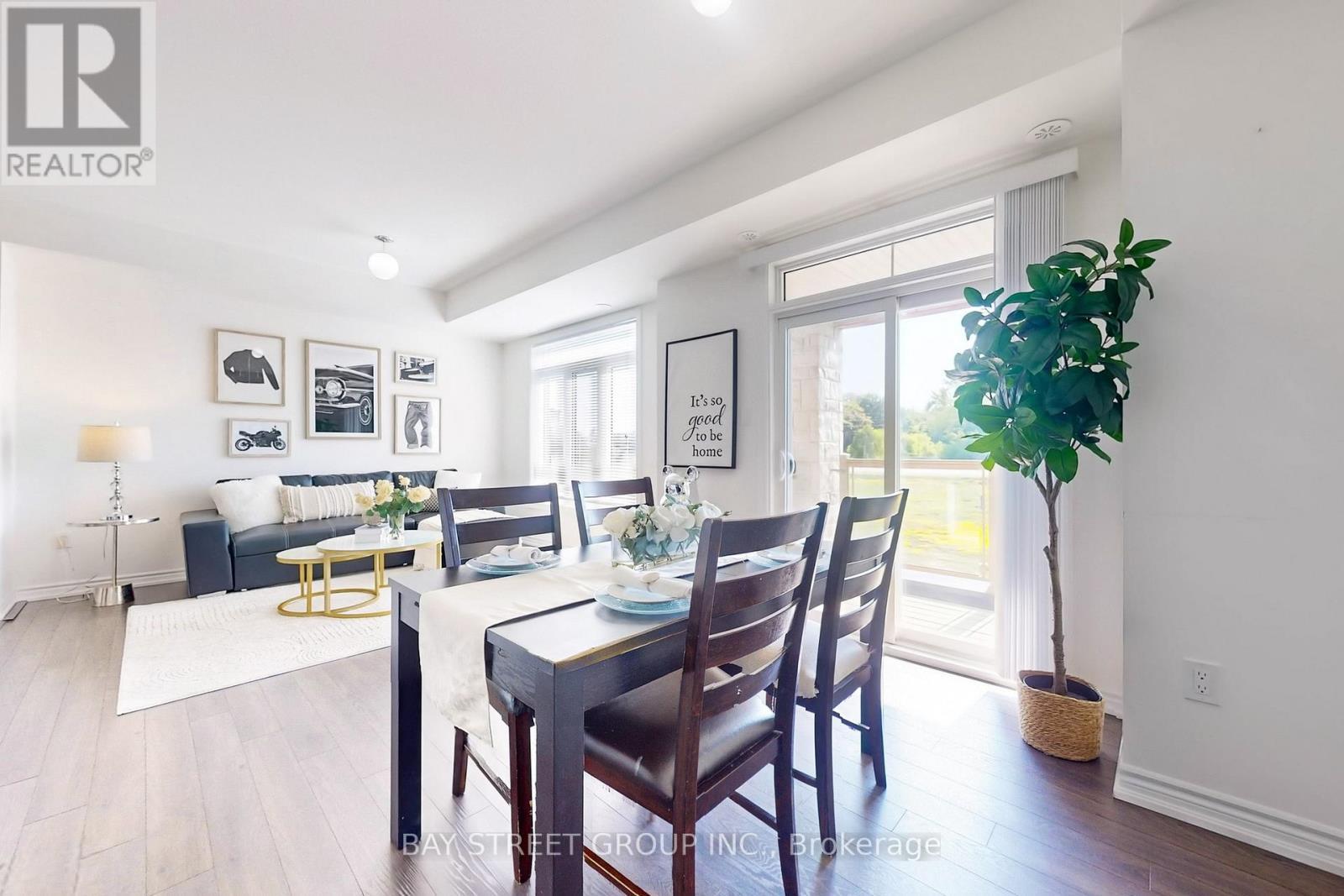 2623 Garrison Crossing, Pickering, ON - Indoor Photo Showing Dining Room