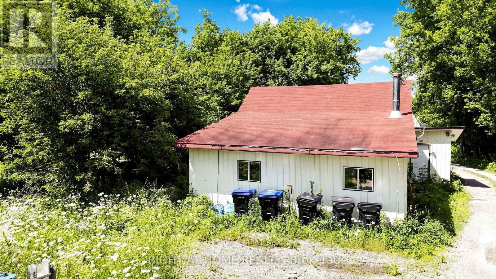 2884 County Rd 89, Innisfil, ON - Outdoor