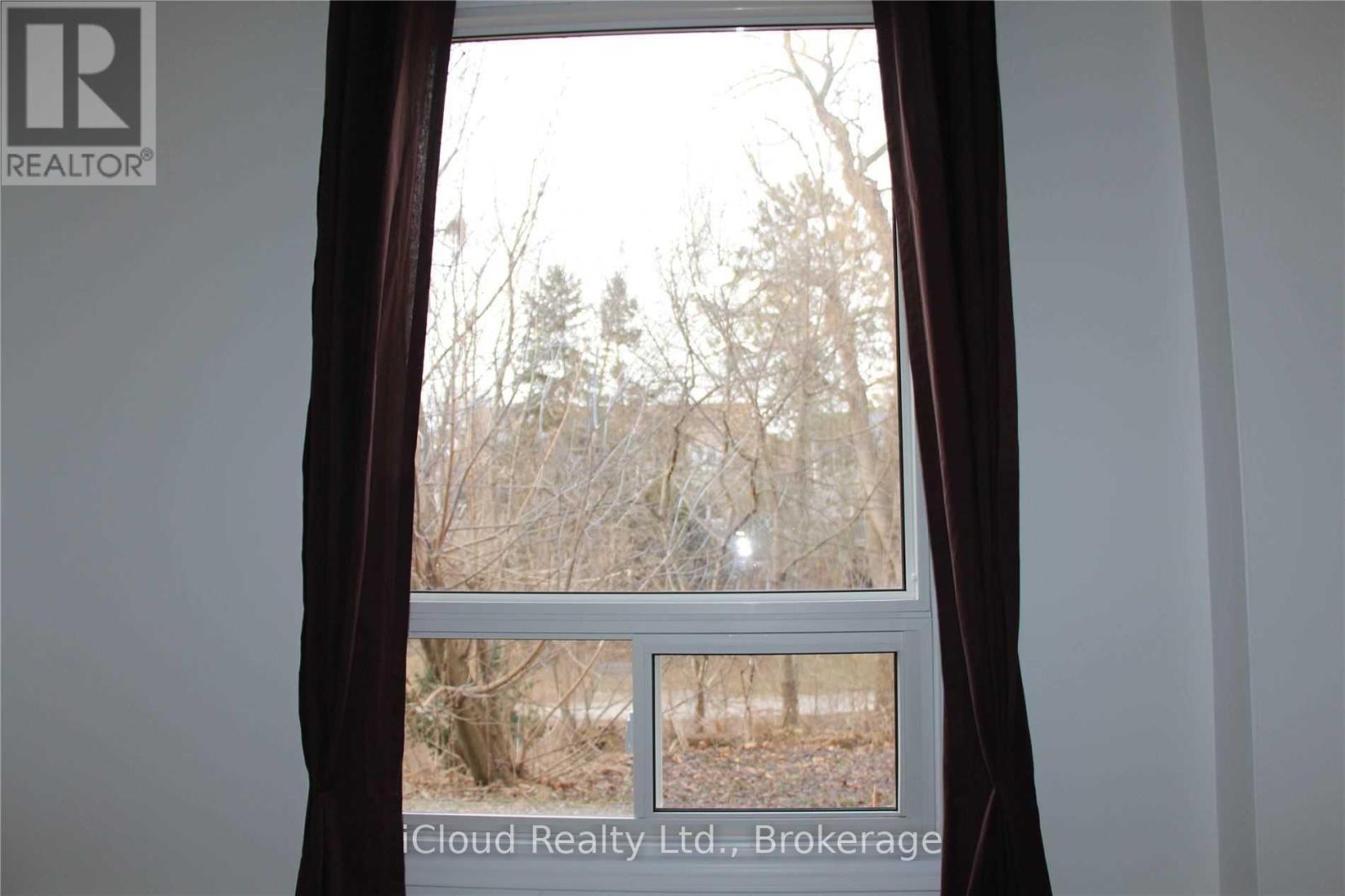 1449 Ithaca Court, Mississauga, ON - Indoor Photo Showing Other Room