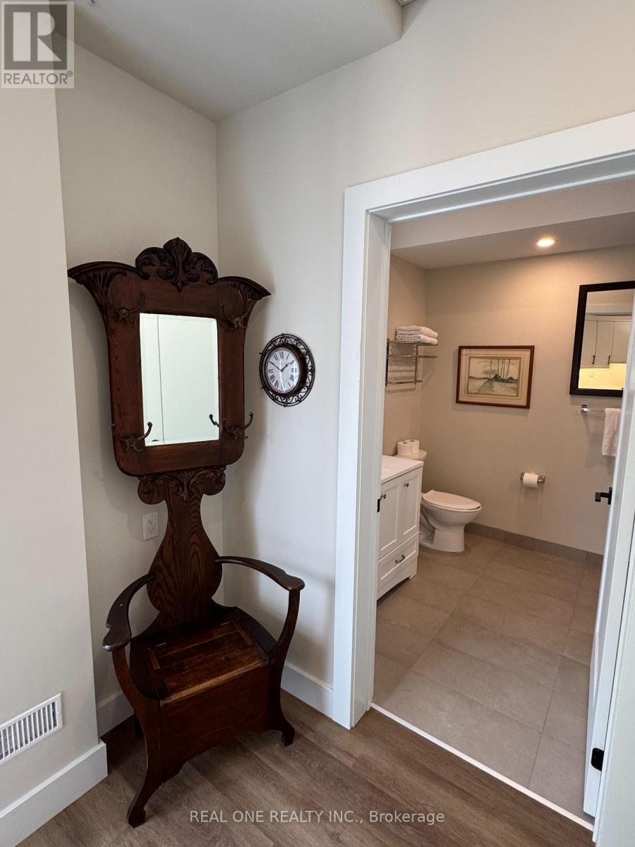 145 Syples Street, Burk'S Falls, ON - Indoor Photo Showing Other Room
