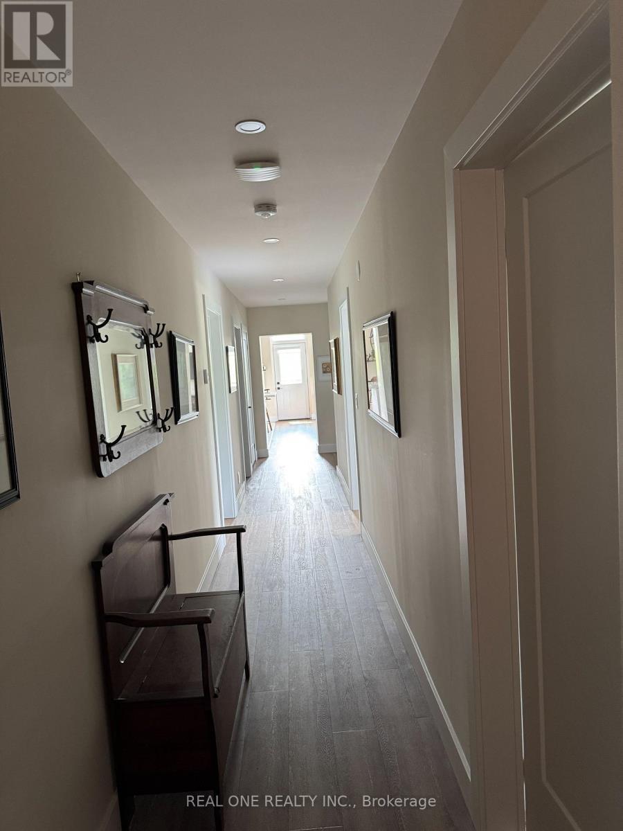 145 Syples Street, Burk'S Falls, ON - Indoor Photo Showing Other Room