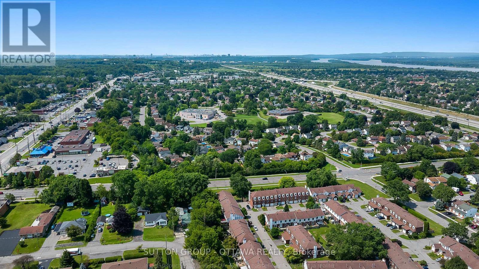 39 - 1803 Axminster Court, Ottawa, ON - Outdoor With View