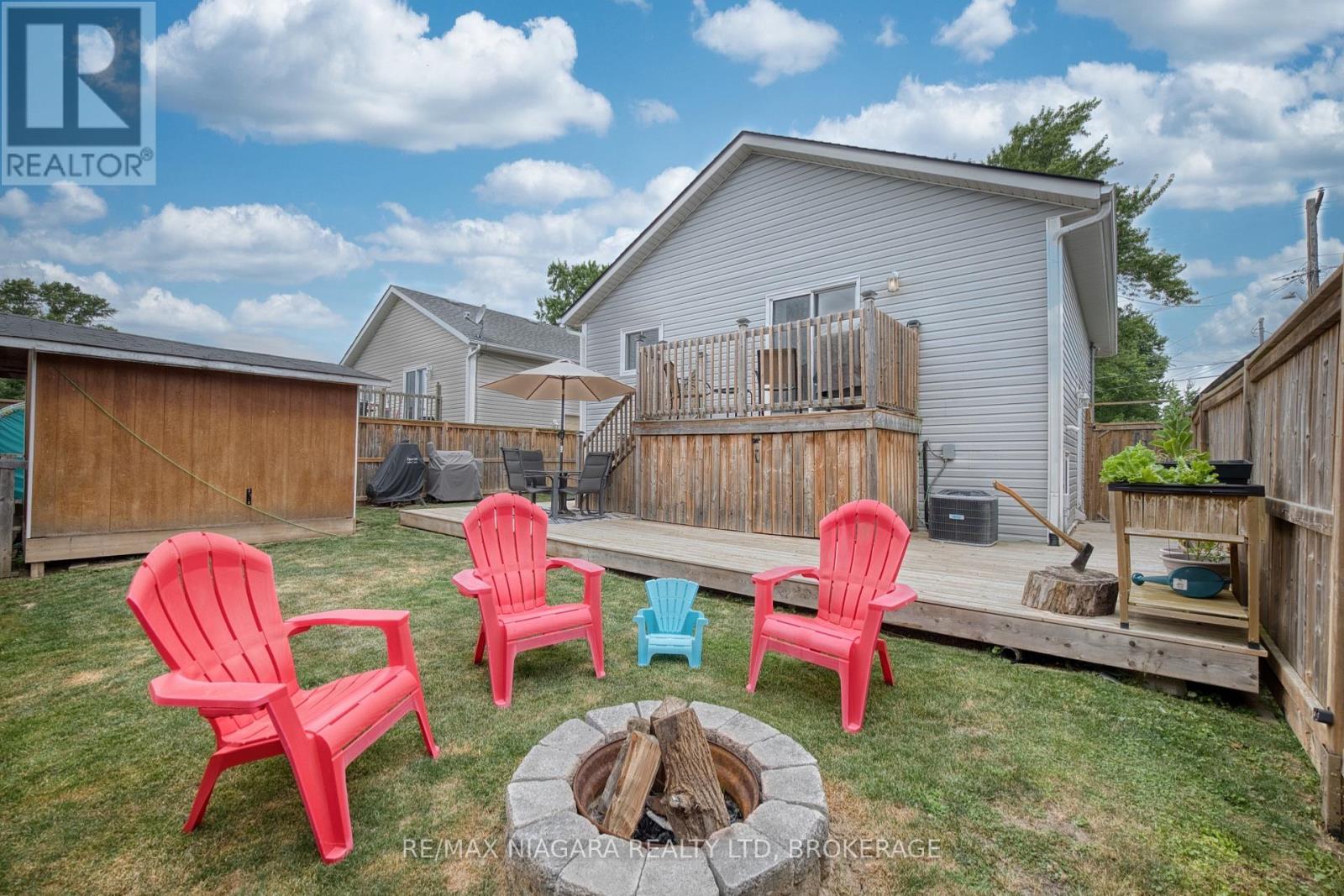 3819 Graeber Avenue, Fort Erie (Crystal Beach), ON - Outdoor With Deck Patio Veranda