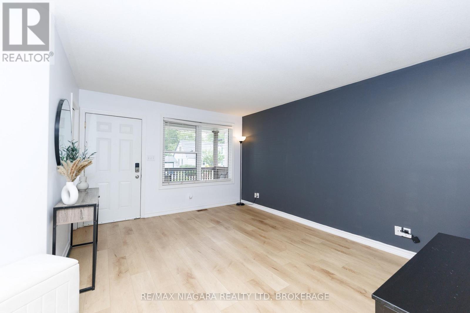 3819 Graeber Avenue, Fort Erie (Crystal Beach), ON - Indoor Photo Showing Other Room