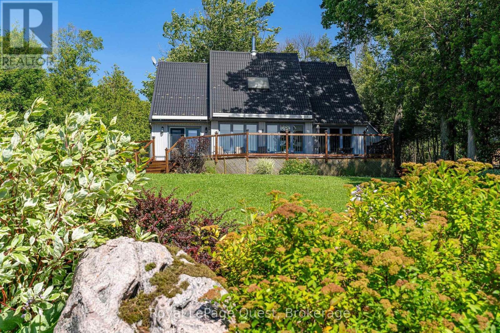 490 Silver Birch Drive, Tiny, ON - Outdoor