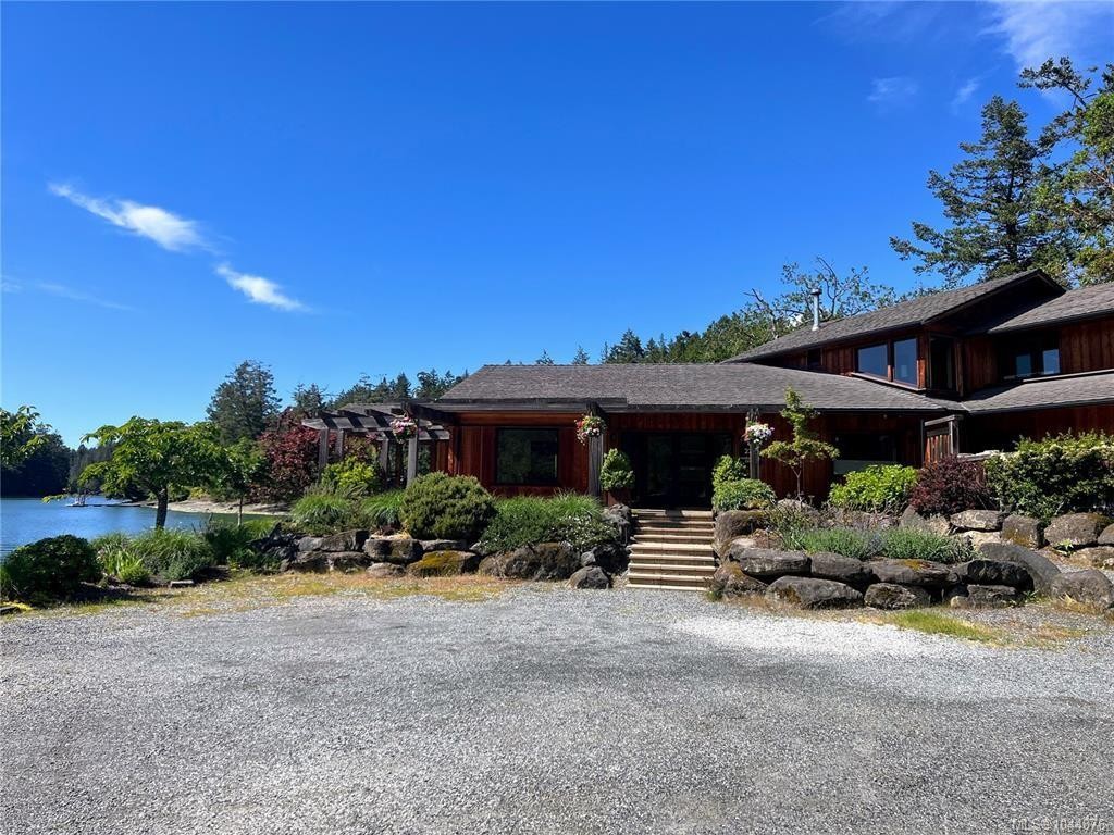 177 Maracaibo Lane, Salt Spring, BC