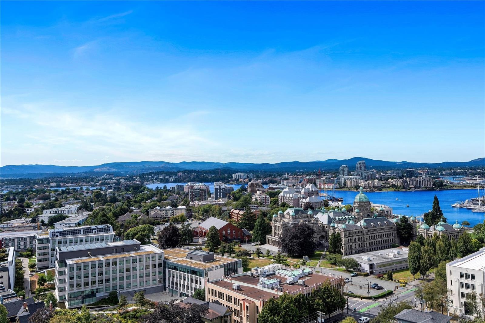 #2104-647 Michigan St, Victoria, BC - Outdoor With Body Of Water With View