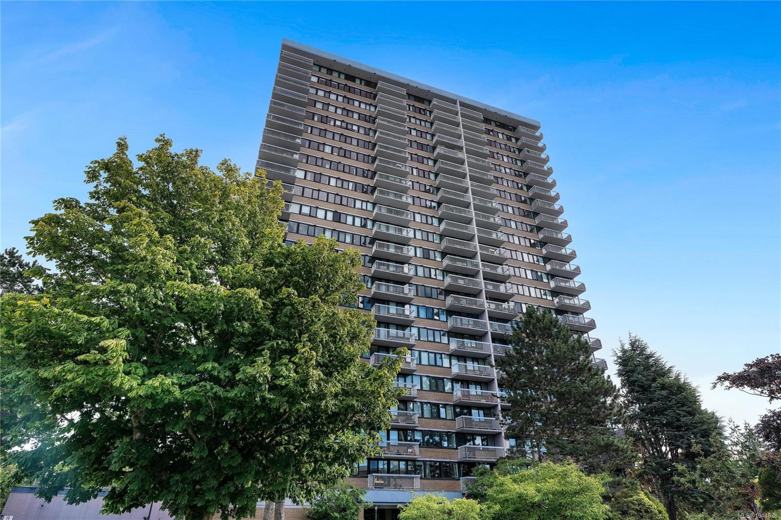 #2104-647 Michigan St, Victoria, BC - Outdoor With Balcony With Facade
