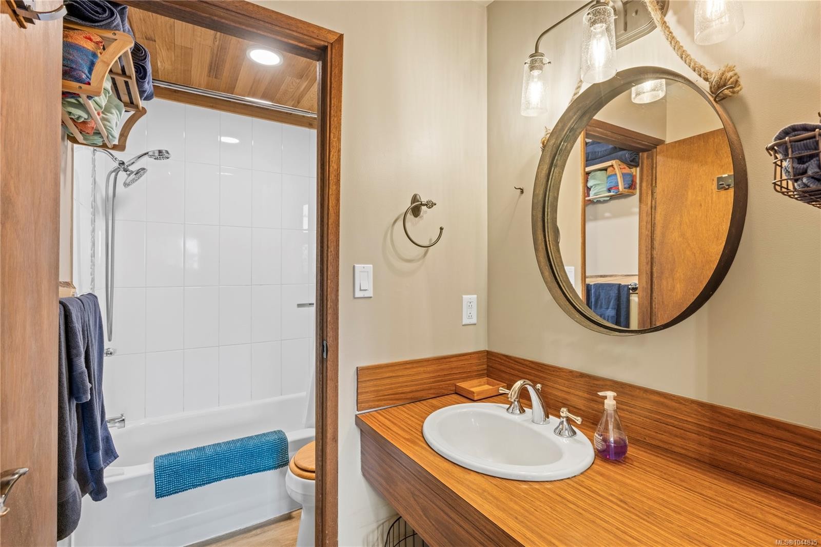 #4-4375 Kelsey Rd, Bowser, BC
