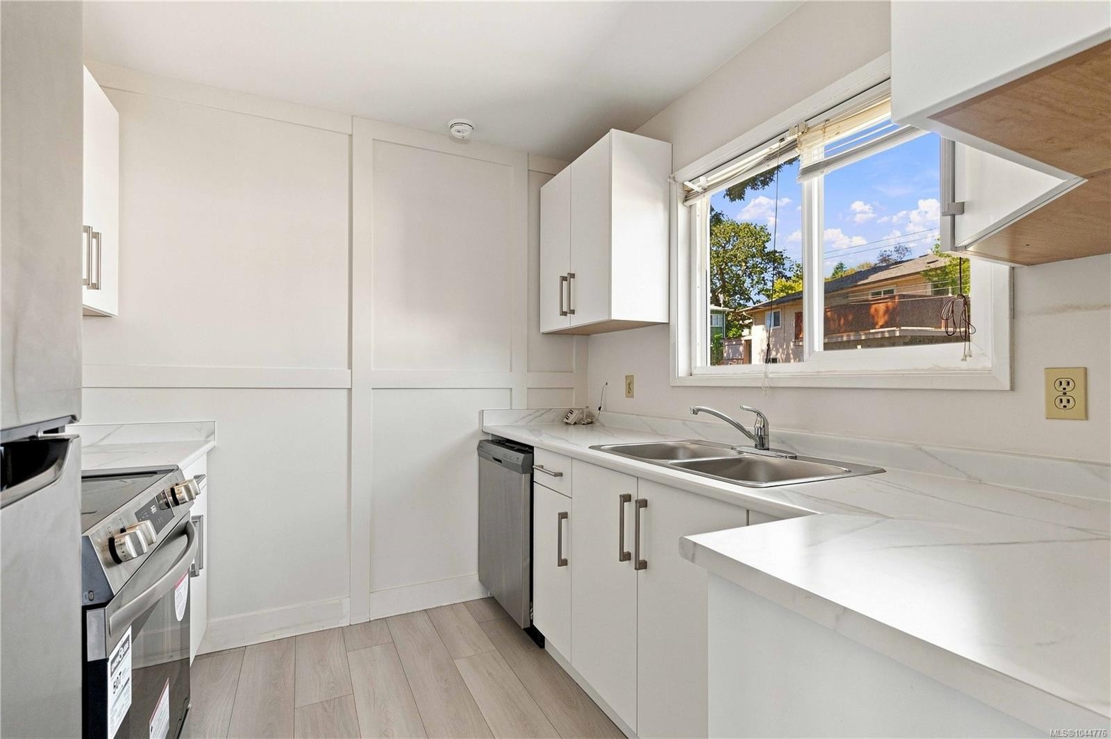 2940 Cedar Hill Rd, Victoria, BC