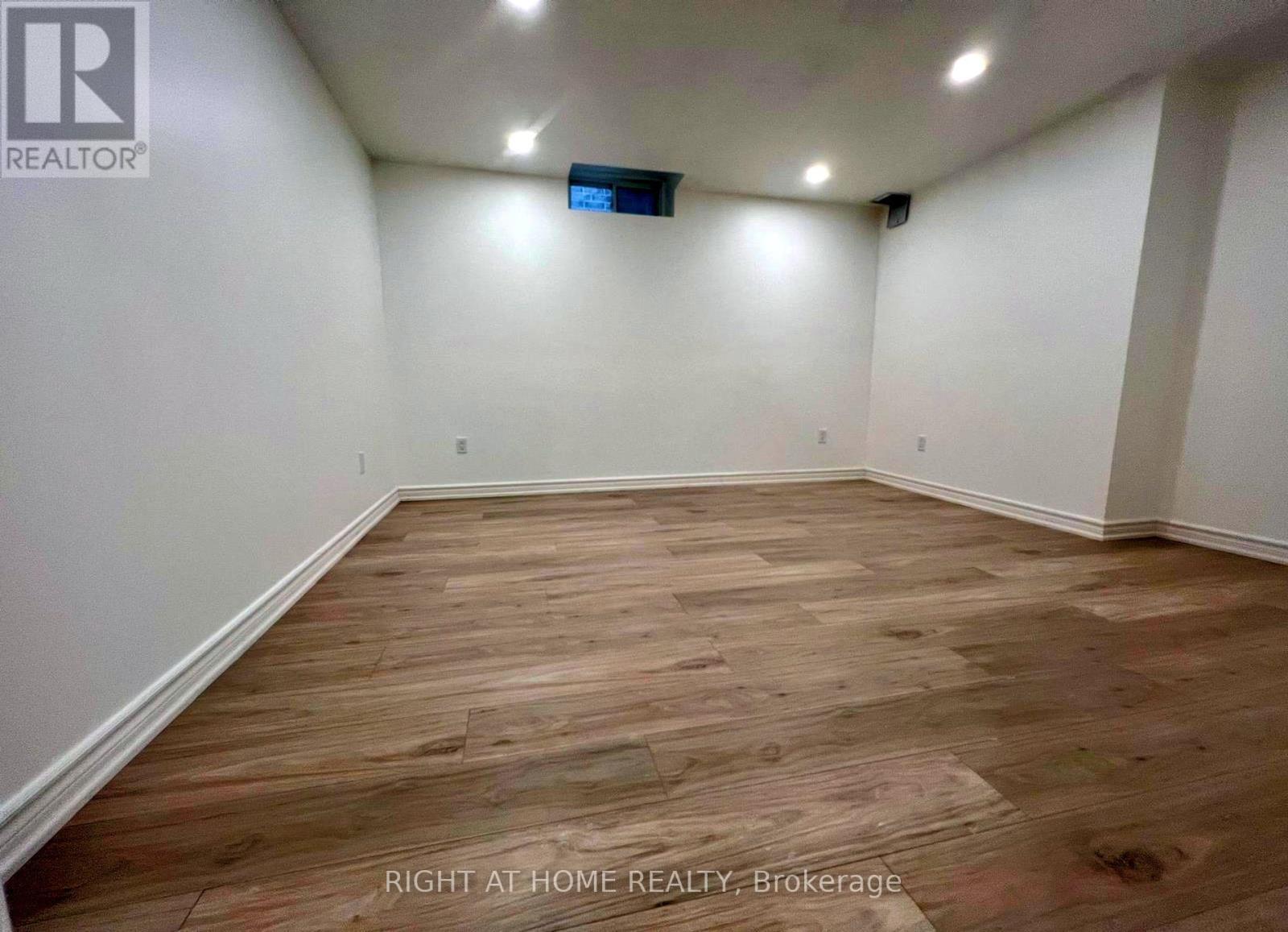 99 Ascalon Drive, Vaughan, ON - Indoor Photo Showing Other Room