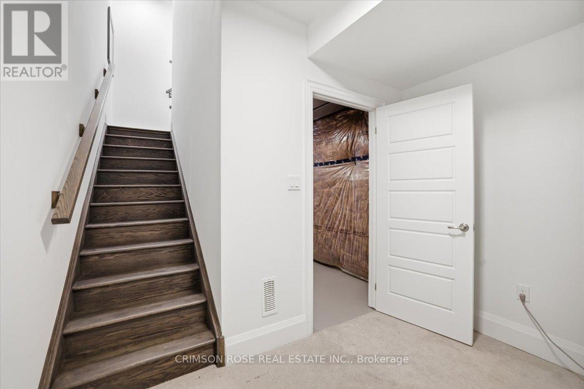 1467 Everest Crescent, Oakville, ON - Indoor Photo Showing Other Room