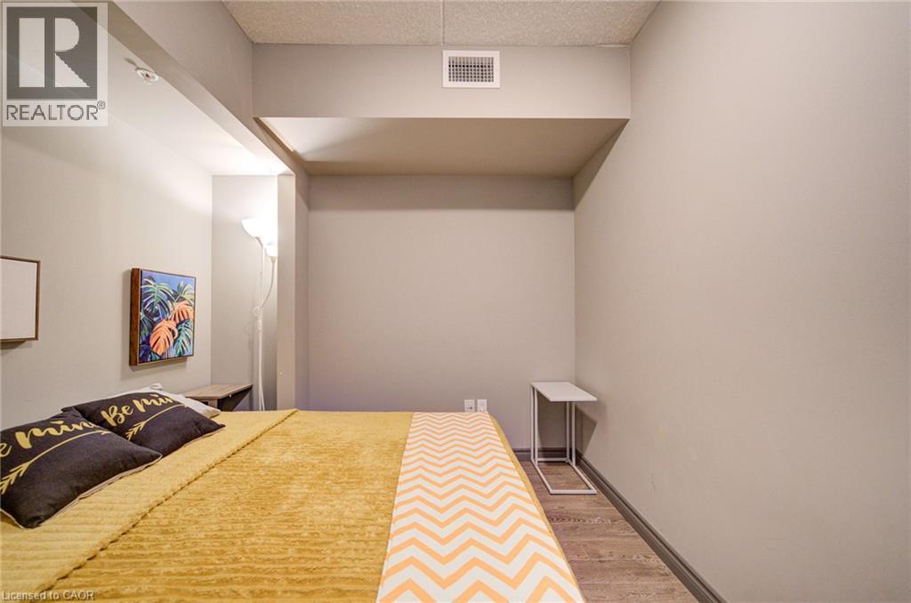 Image quality insufficient for description - 321 Spruce Street Unit# 710, Waterloo, ON - Indoor Photo Showing Bedroom