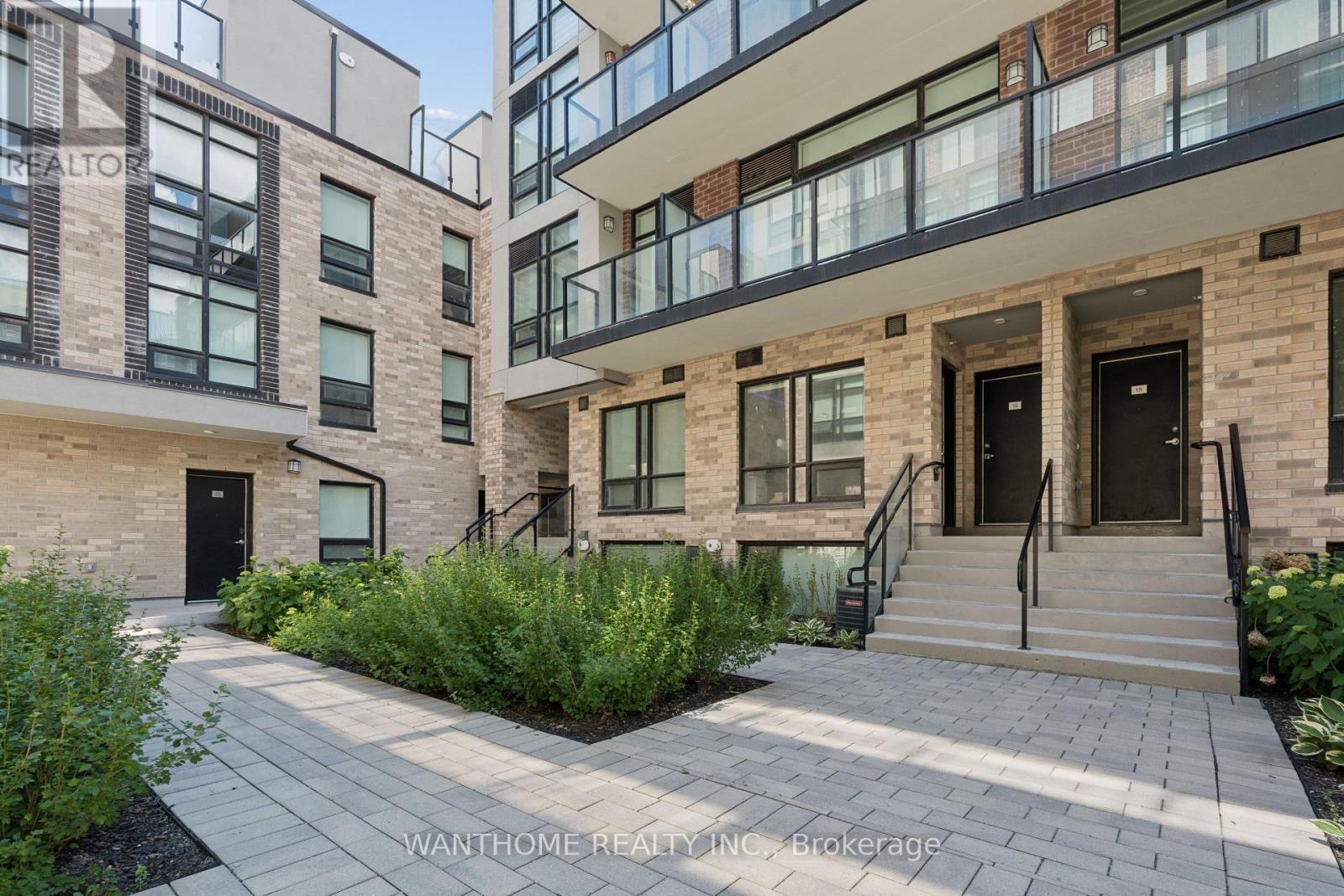 15 - 861 Sheppard Avenue W, Toronto, ON - Outdoor With Facade