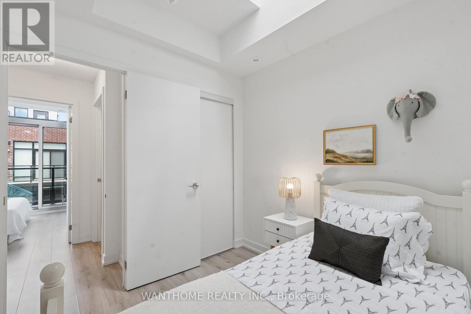 15 - 861 Sheppard Avenue W, Toronto, ON - Indoor Photo Showing Bedroom