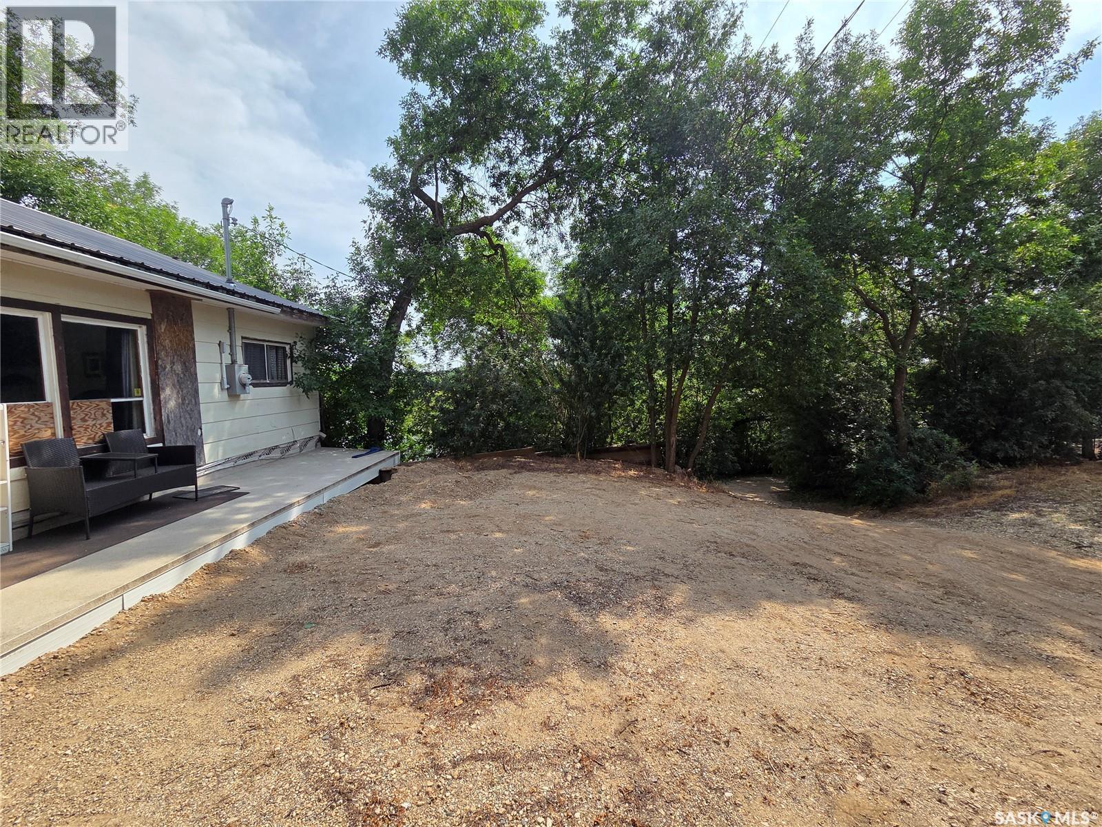 769 Ennis Avenue, White Bear Ir 70, SK - Outdoor
