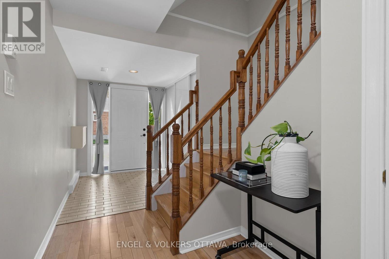 1831 Summerfields Crescent, Ottawa, ON - Indoor Photo Showing Other Room
