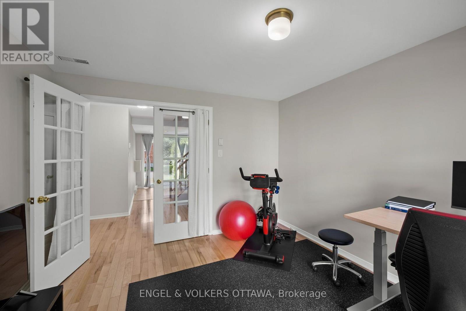 1831 Summerfields Crescent, Ottawa, ON - Indoor Photo Showing Gym Room