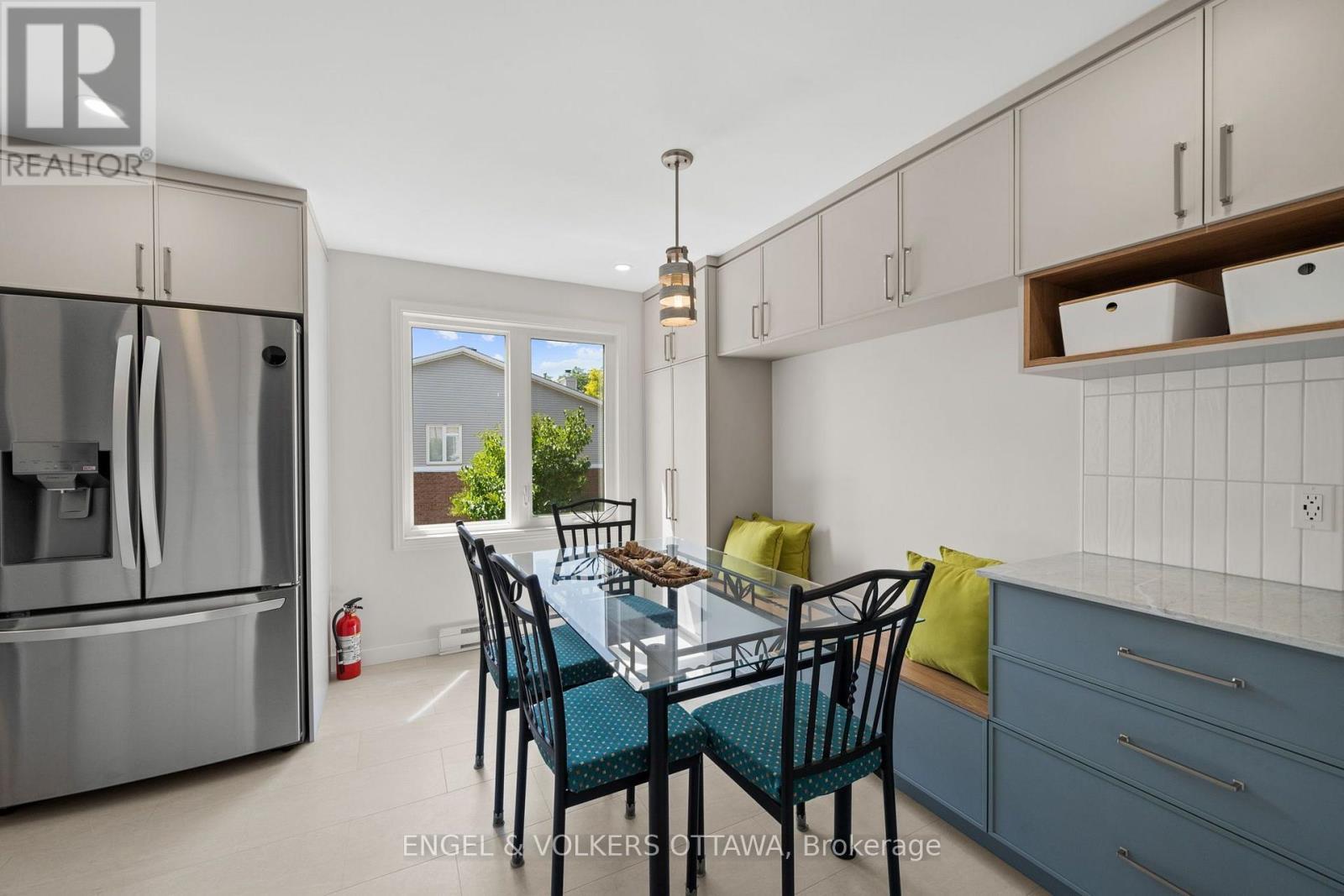 1831 Summerfields Crescent, Ottawa, ON - Indoor