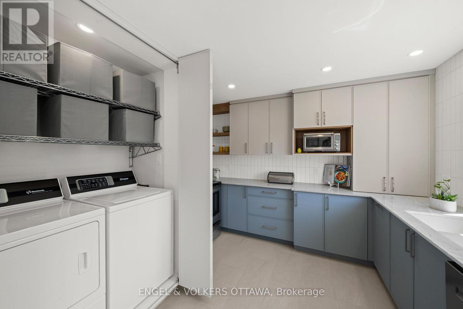1831 Summerfields Crescent, Ottawa, ON - Indoor Photo Showing Laundry Room