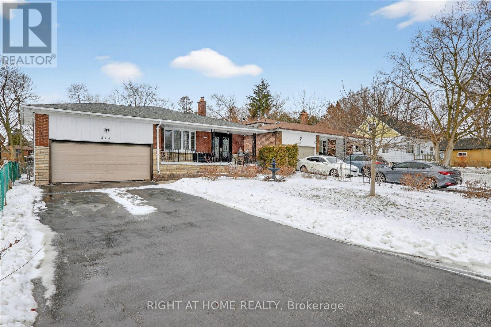 314 Morrish Road S, Toronto, ON - Outdoor