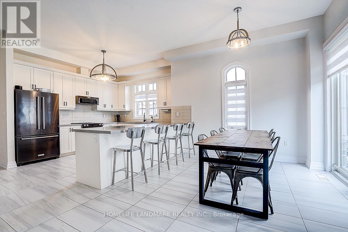 56 Botelho Circle, Aurora, ON - Indoor