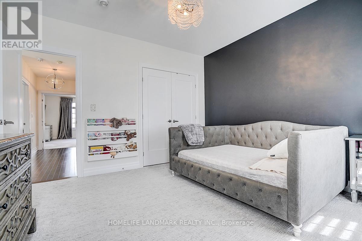56 Botelho Circle, Aurora, ON - Indoor