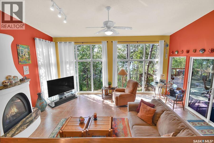 3316 Point Drive, Wakaw Lake, SK - Indoor