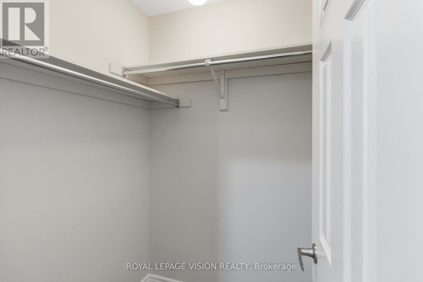 3859 Mcdowell Drive, Mississauga, ON - Indoor With Storage