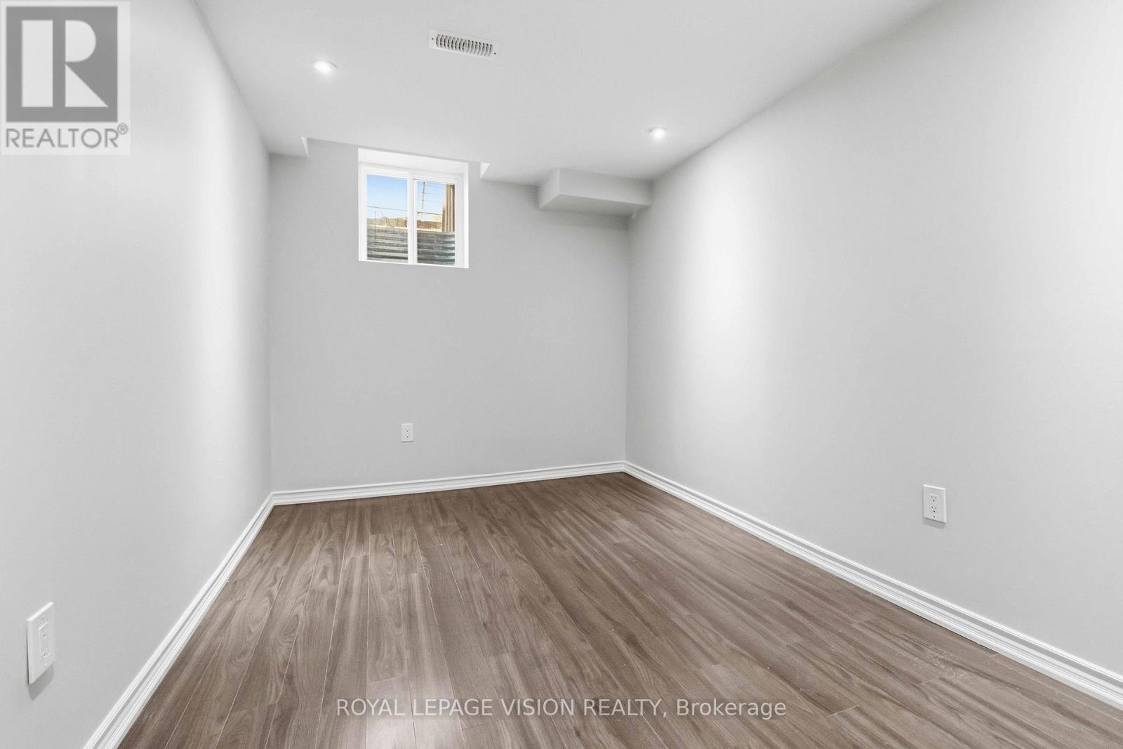 3859 Mcdowell Drive, Mississauga, ON - Indoor Photo Showing Other Room