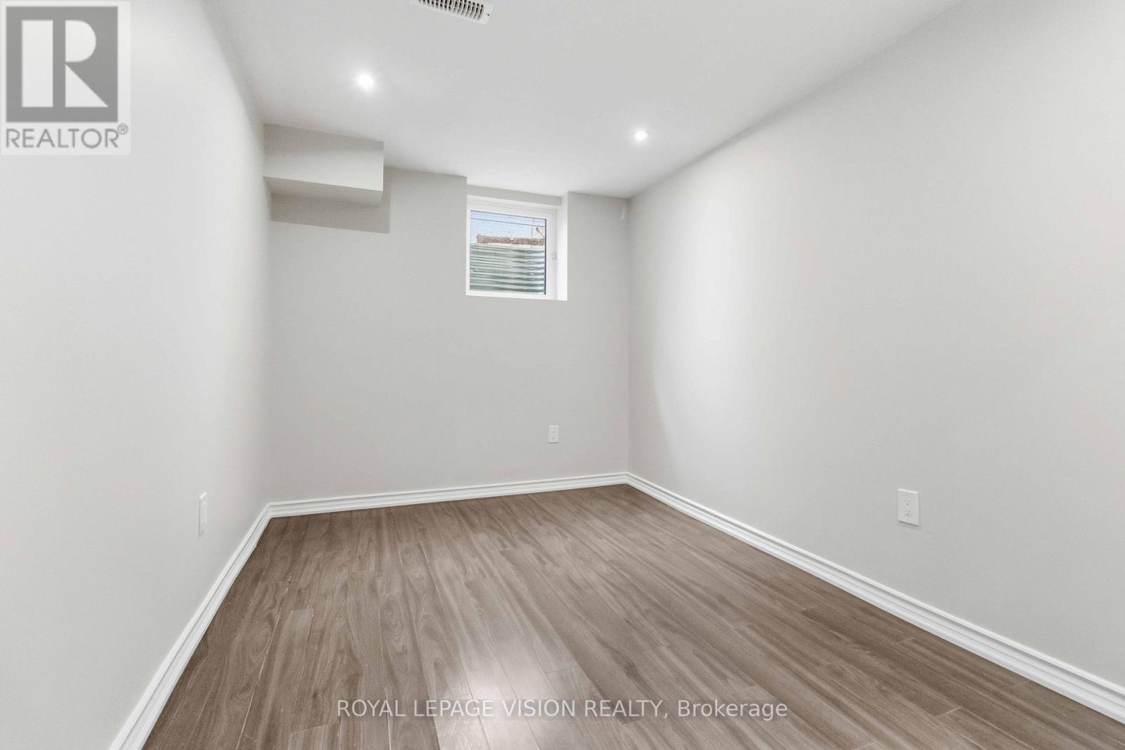 3859 Mcdowell Drive, Mississauga, ON - Indoor Photo Showing Other Room