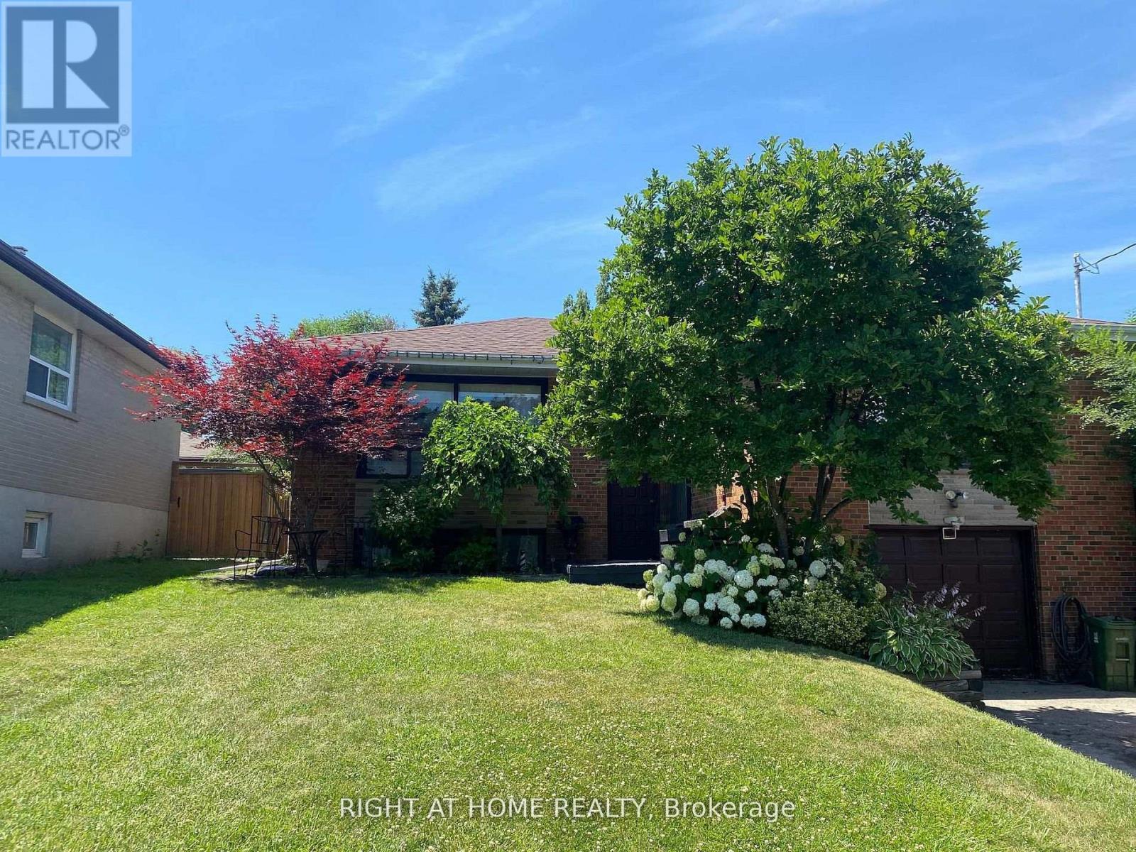 68 Barford Road, Toronto, ON - Outdoor