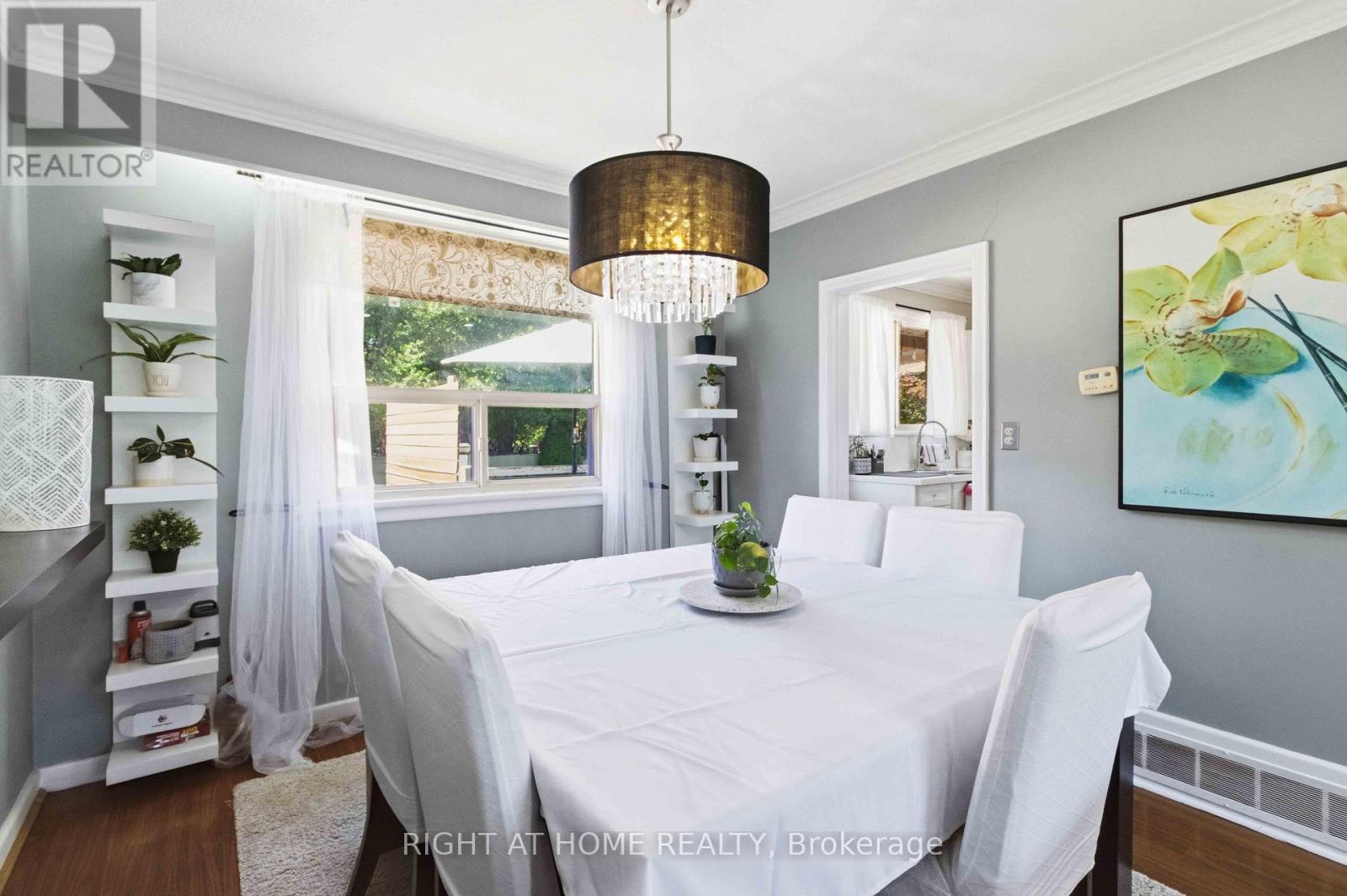 68 Barford Road, Toronto, ON - Indoor Photo Showing Dining Room
