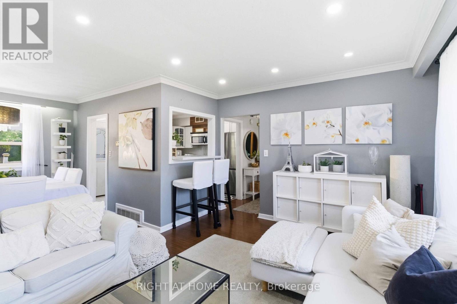 68 Barford Road, Toronto, ON - Indoor