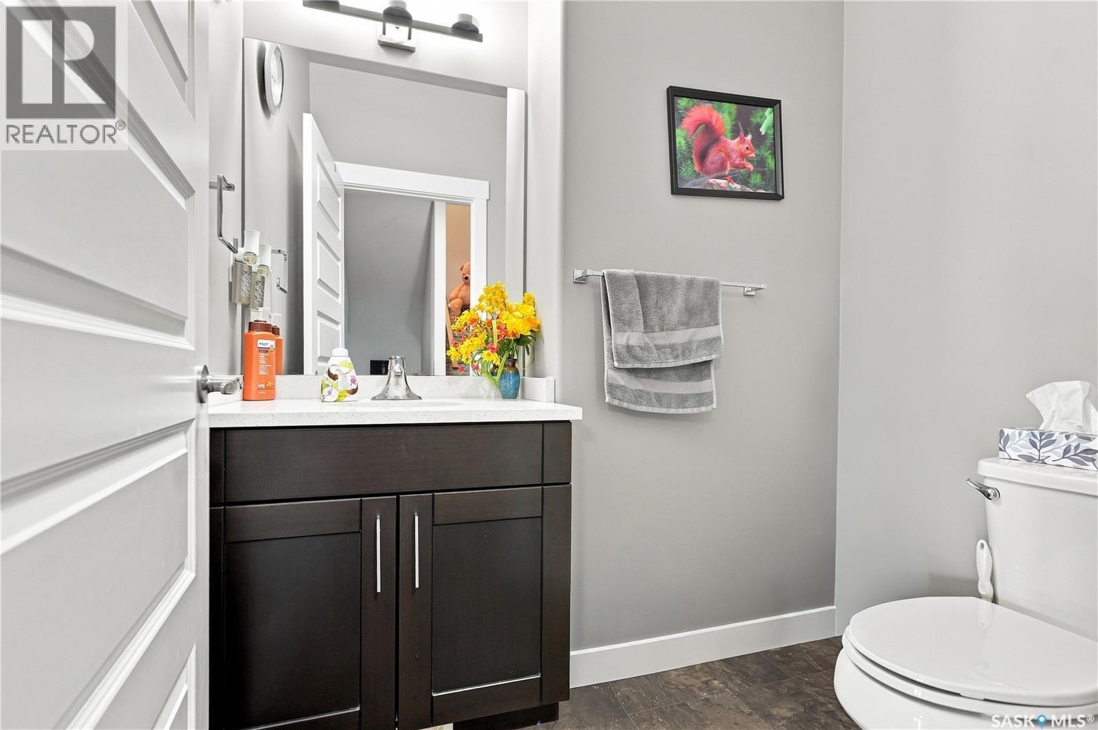 516 Kloppenburg Crescent, Saskatoon, SK - Indoor Photo Showing Bathroom
