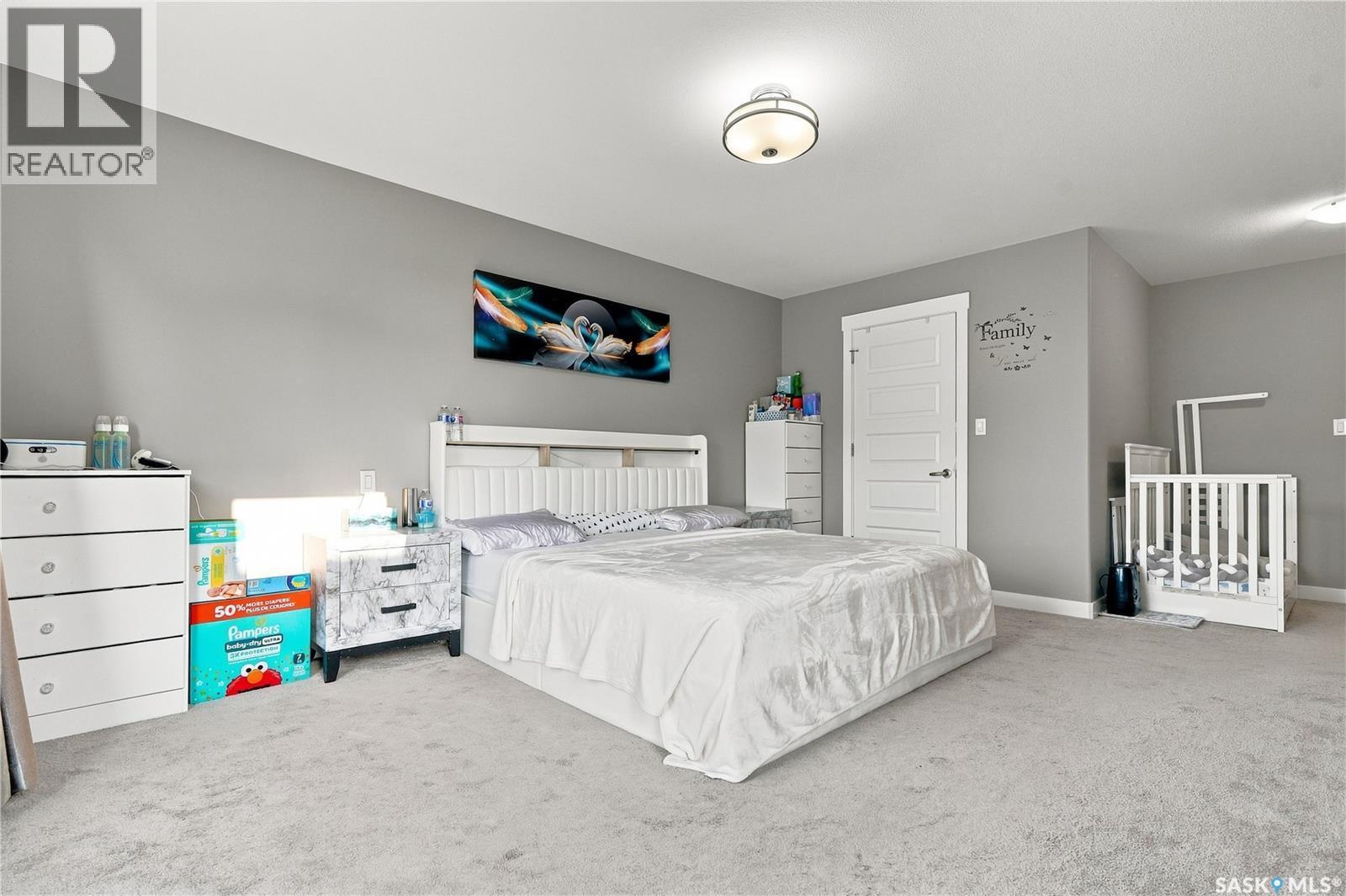 516 Kloppenburg Crescent, Saskatoon, SK - Indoor Photo Showing Bedroom
