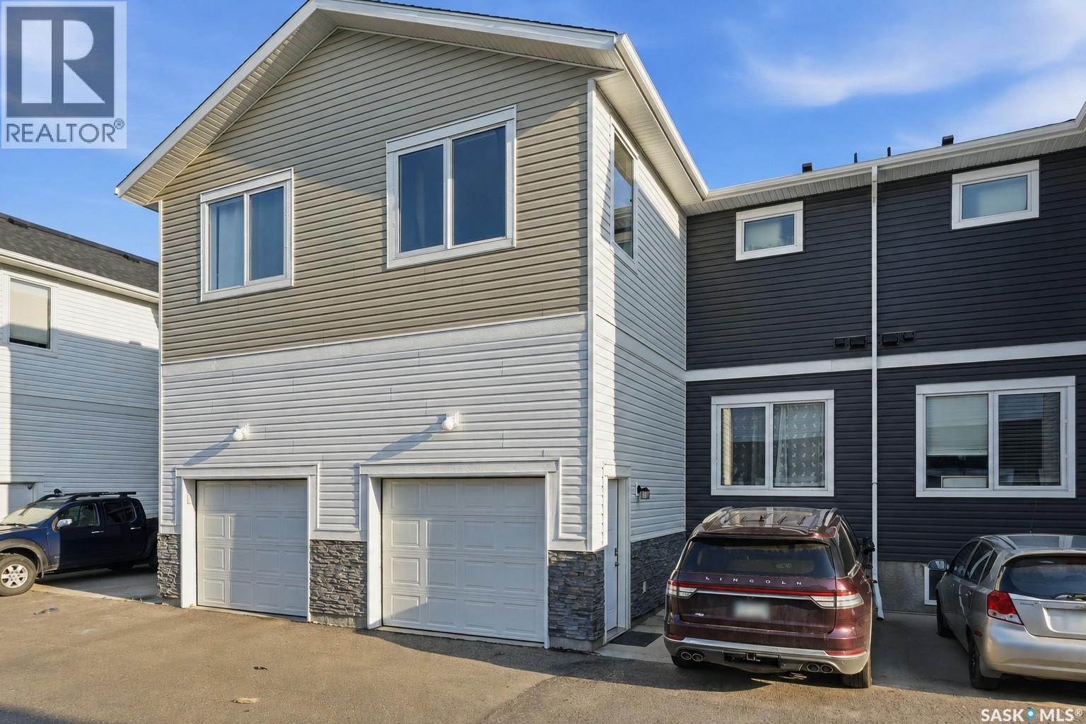 516 Kloppenburg Crescent, Saskatoon, SK - Outdoor