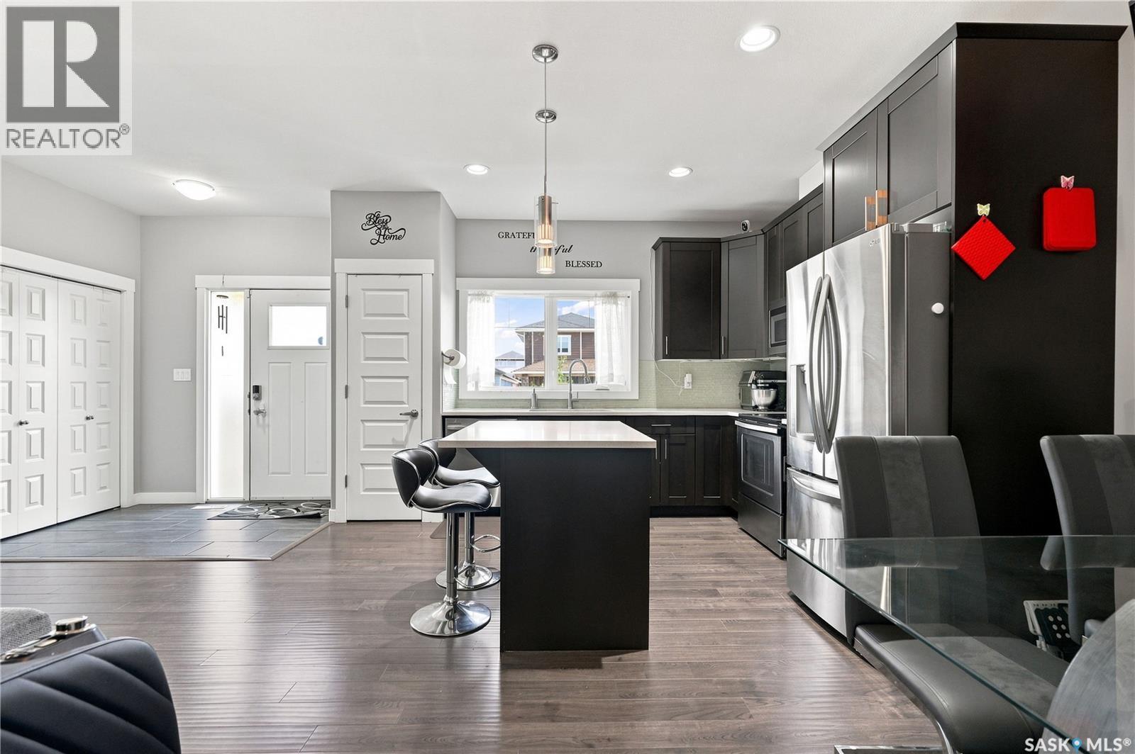 516 Kloppenburg Crescent, Saskatoon, SK - Indoor