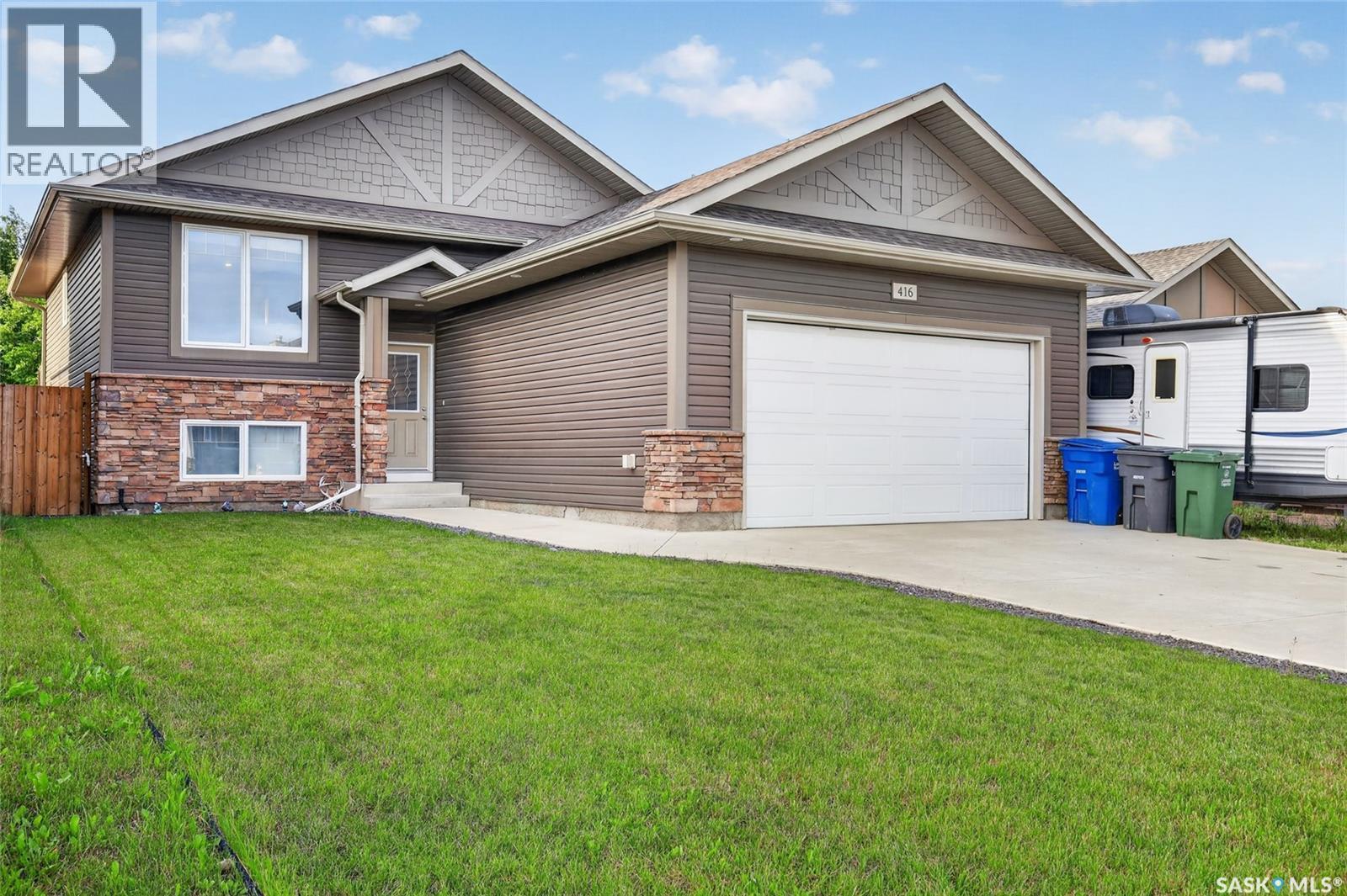 416 Loeppky Avenue, Dalmeny, SK - Outdoor