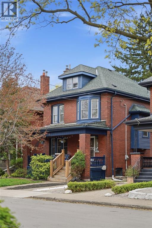 37 Connaught Avenue S, Hamilton, ON - Outdoor