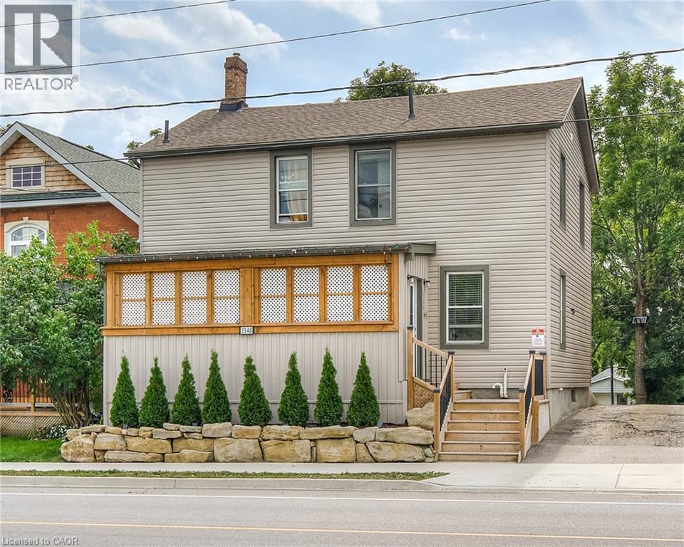 1346 King Street E, Cambridge, ON - Outdoor