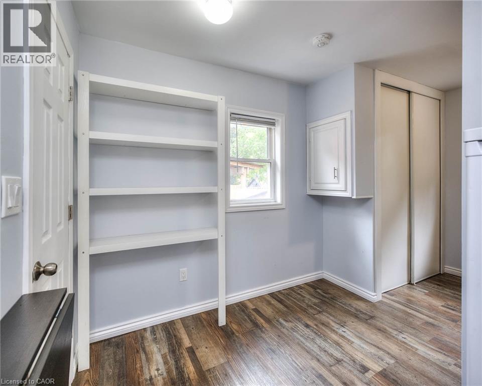 1346 King Street E, Cambridge, ON - Indoor