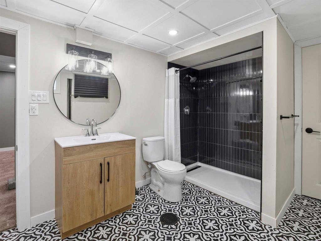 Basement Bath - 627 Dallenlea Avenue, Winnipeg, MB - Indoor Photo Showing Bathroom