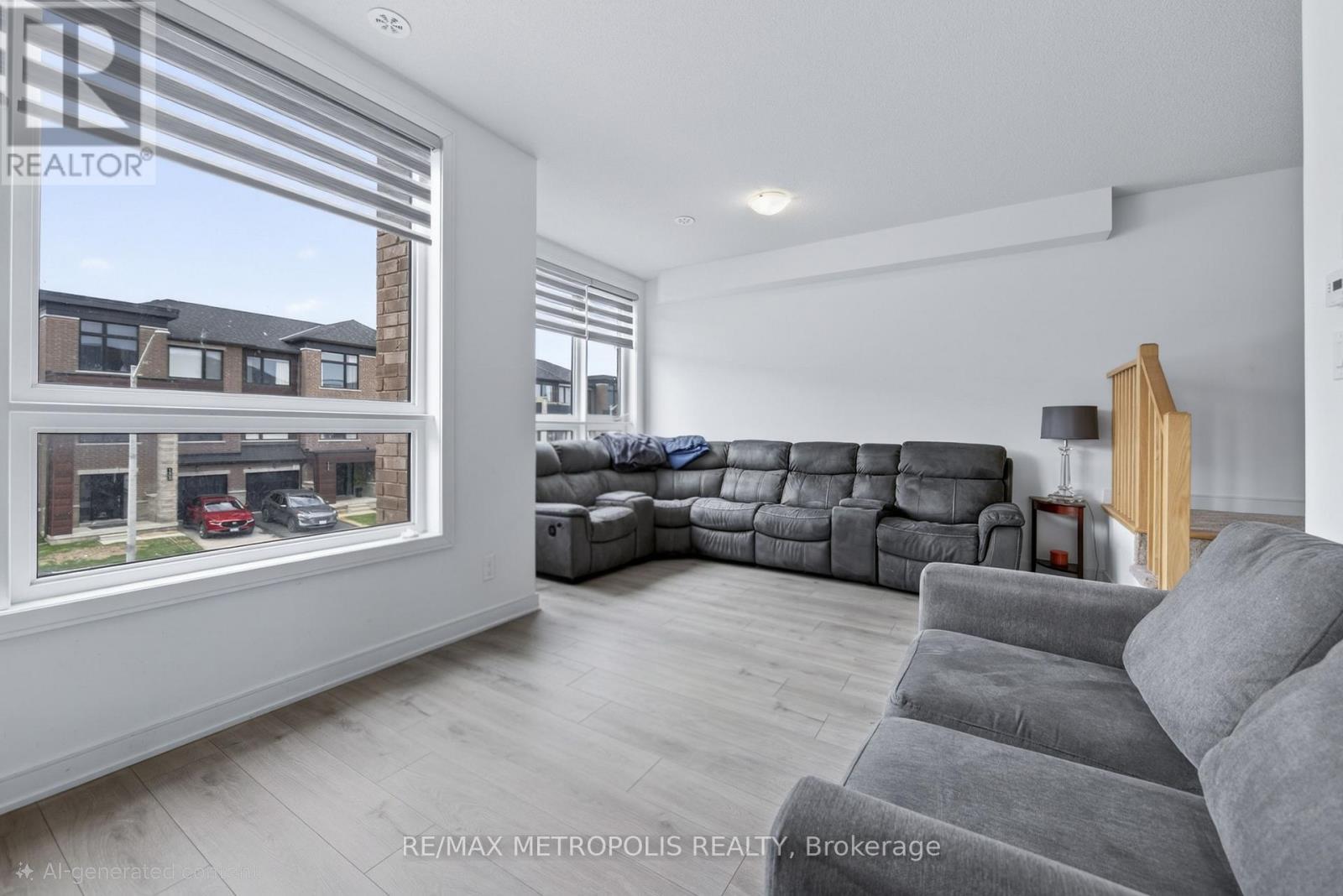 132 Blue Forest Crescent, Barrie, ON - Indoor Photo Showing Living Room