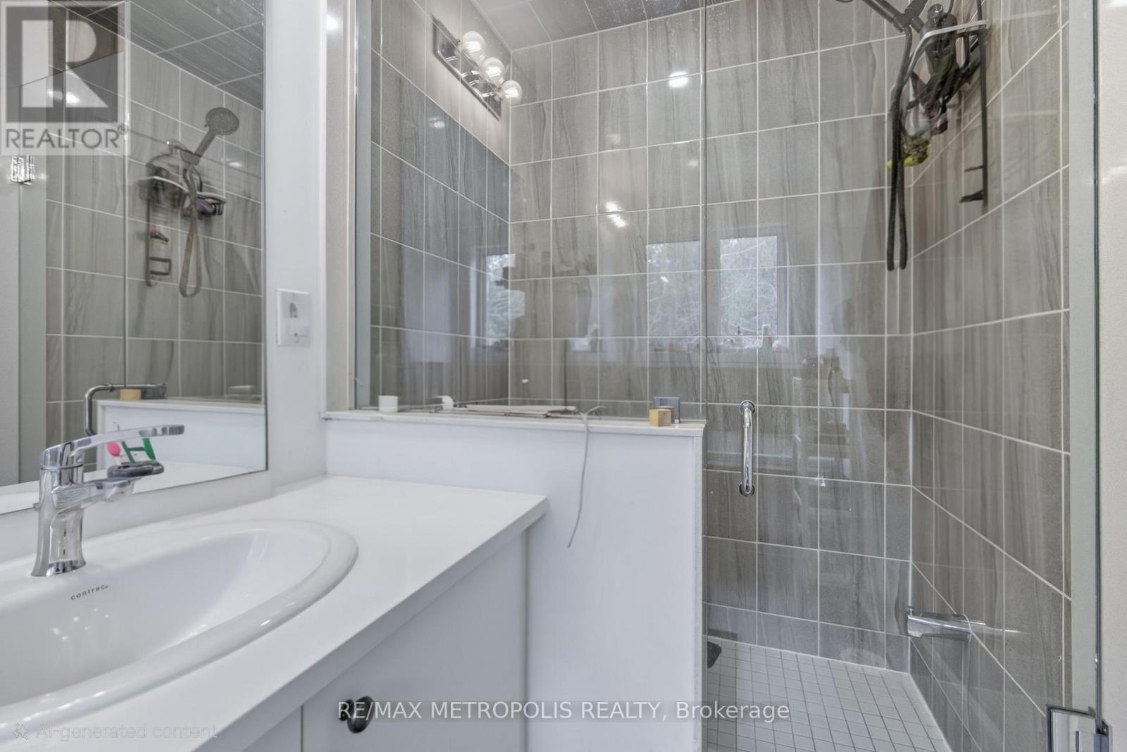 132 Blue Forest Crescent, Barrie, ON - Indoor Photo Showing Bathroom