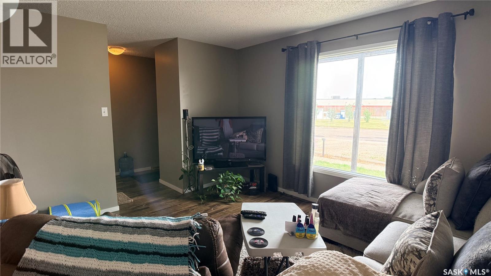 A 412 Heritage Drive, Estevan, SK - Indoor Photo Showing Bedroom