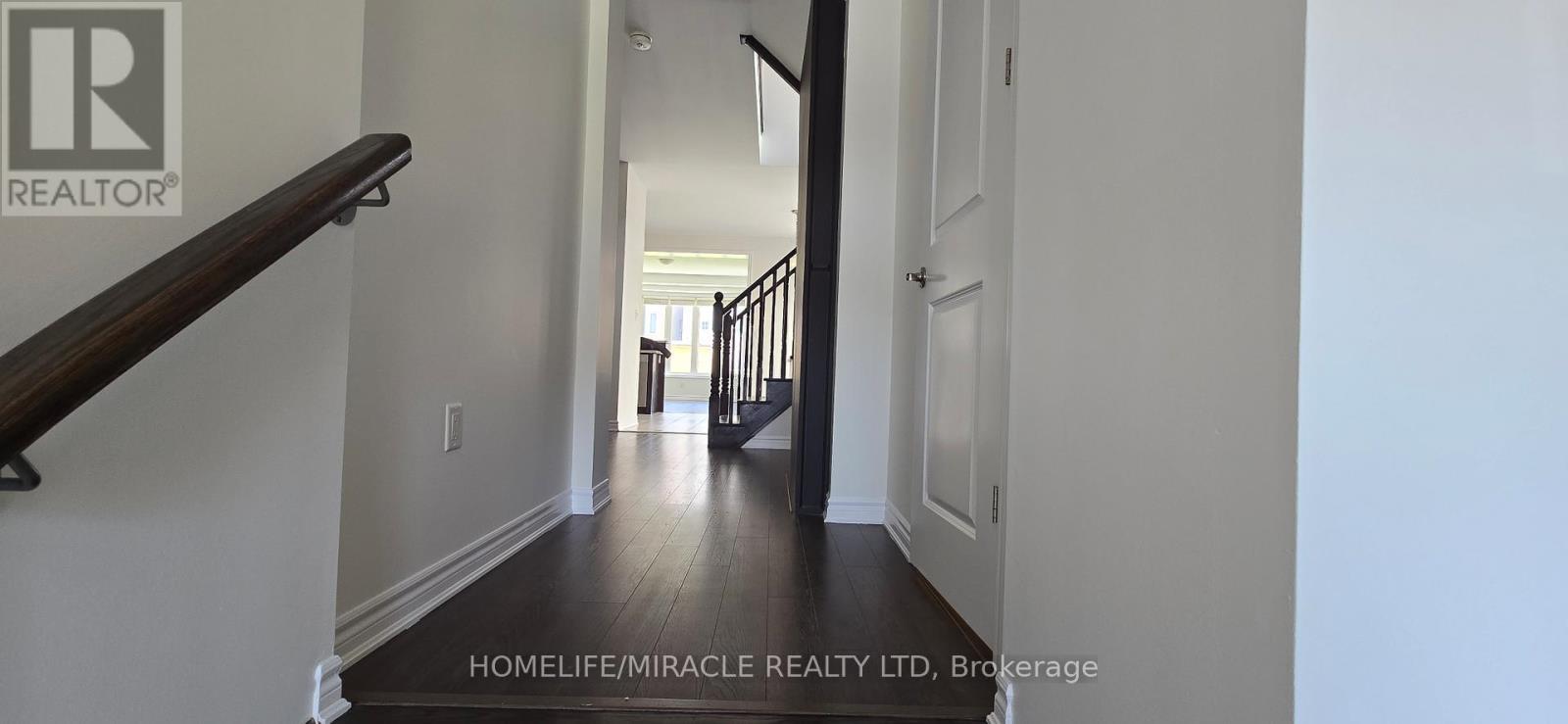 25 Phyllis Drive, Caledon, ON - Indoor Photo Showing Other Room